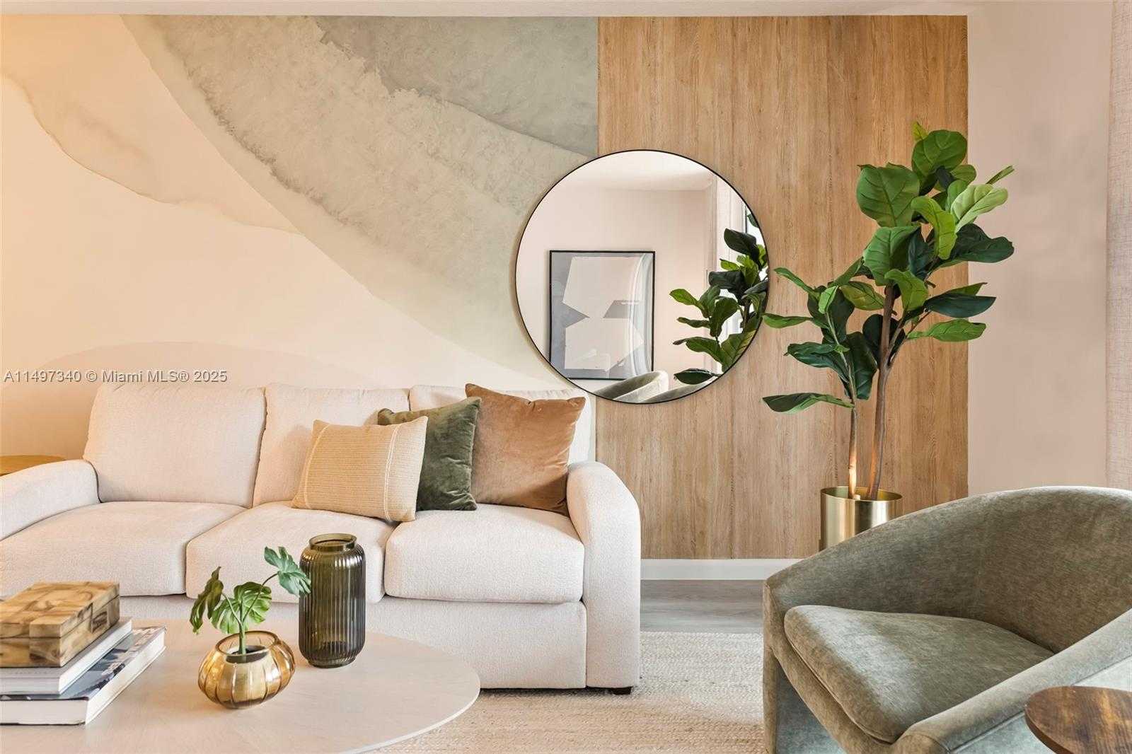 Small Image of 1200 BRICKELL BAY DR #3619, Miami Number 6