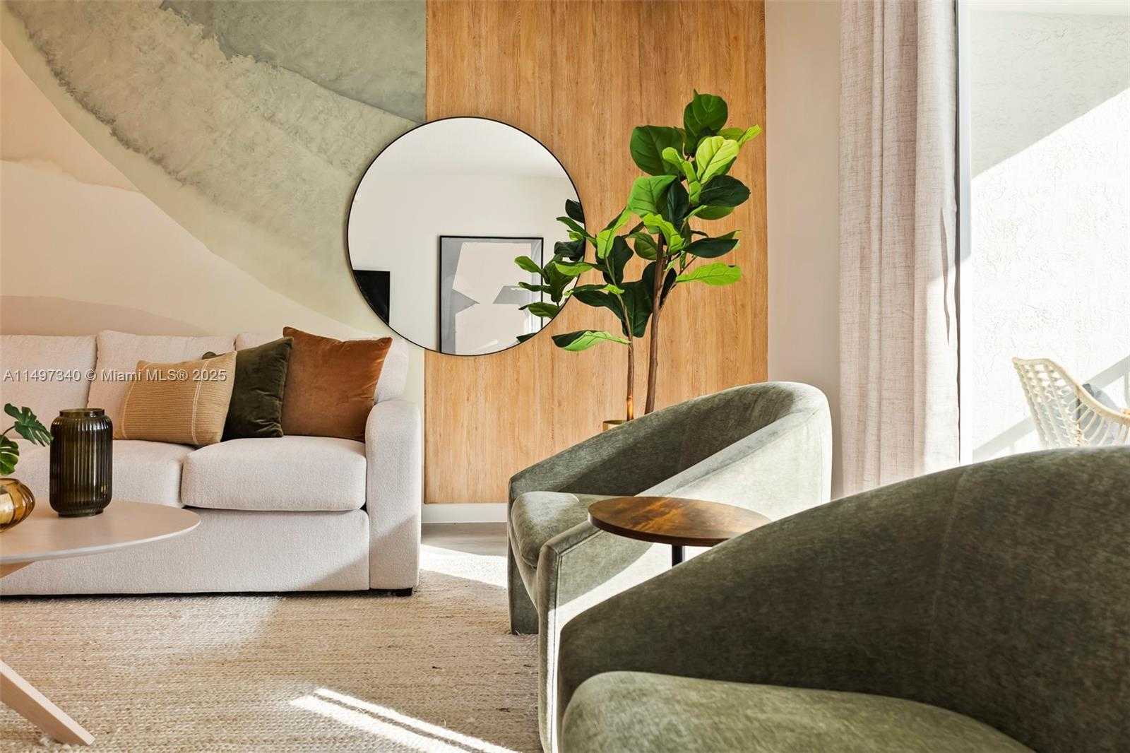 Small Image of 1200 BRICKELL BAY DR #3619, Miami Number 7