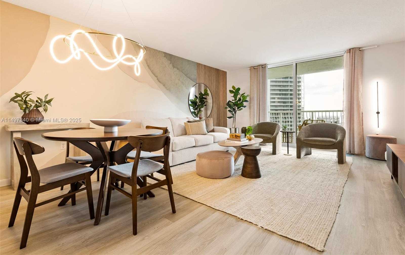 Small Image of 1200 BRICKELL BAY DR #3619, Miami Number 9