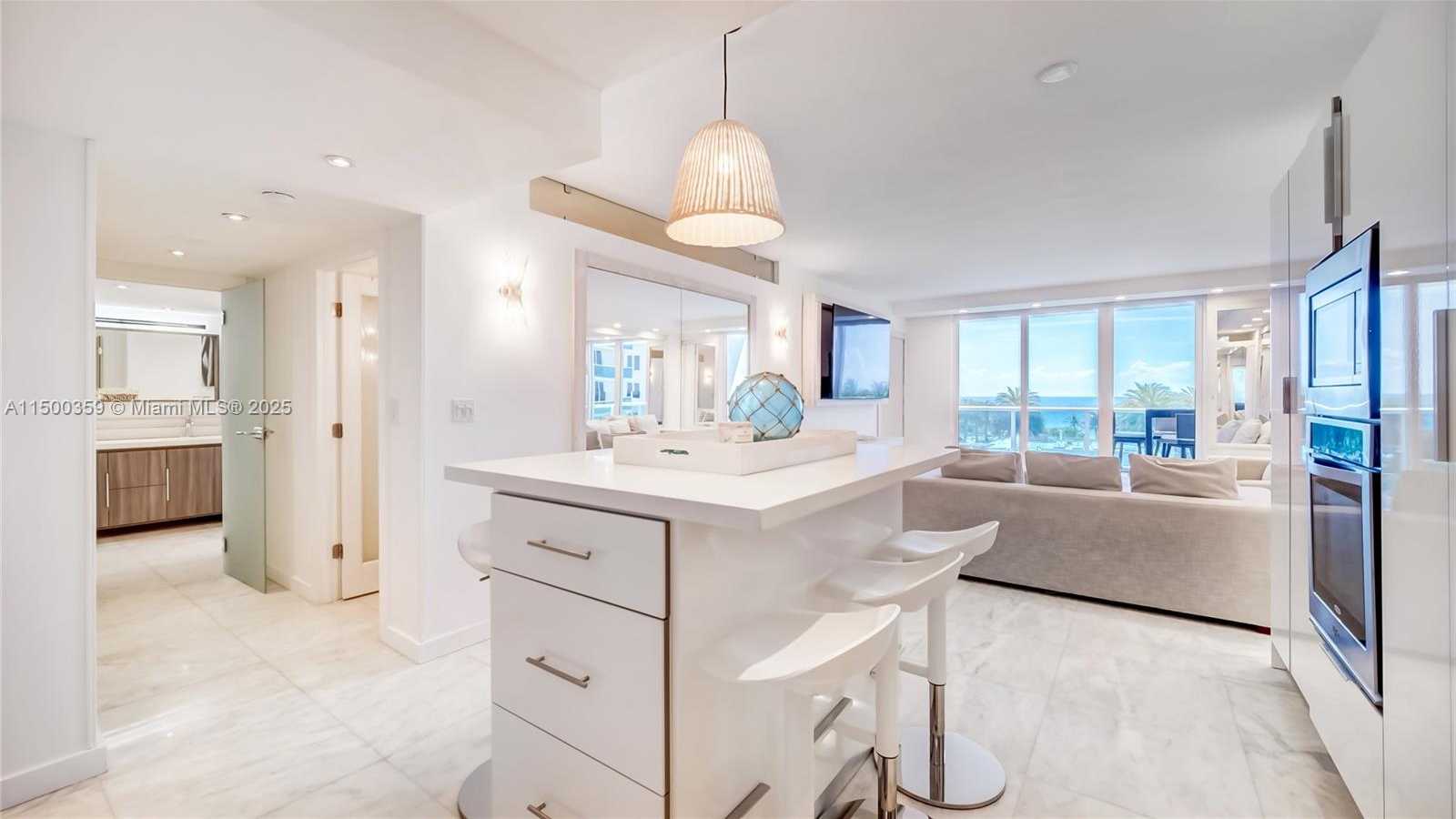 Small Image of 2301 COLLINS AVE #439, Miami Beach Number 10