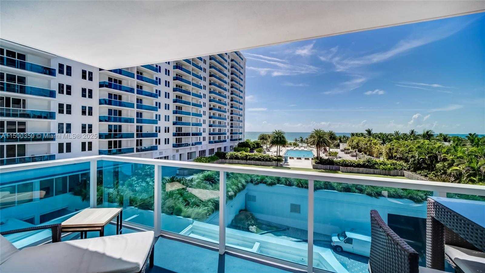 Small Image of 2301 COLLINS AVE #439, Miami Beach Number 11