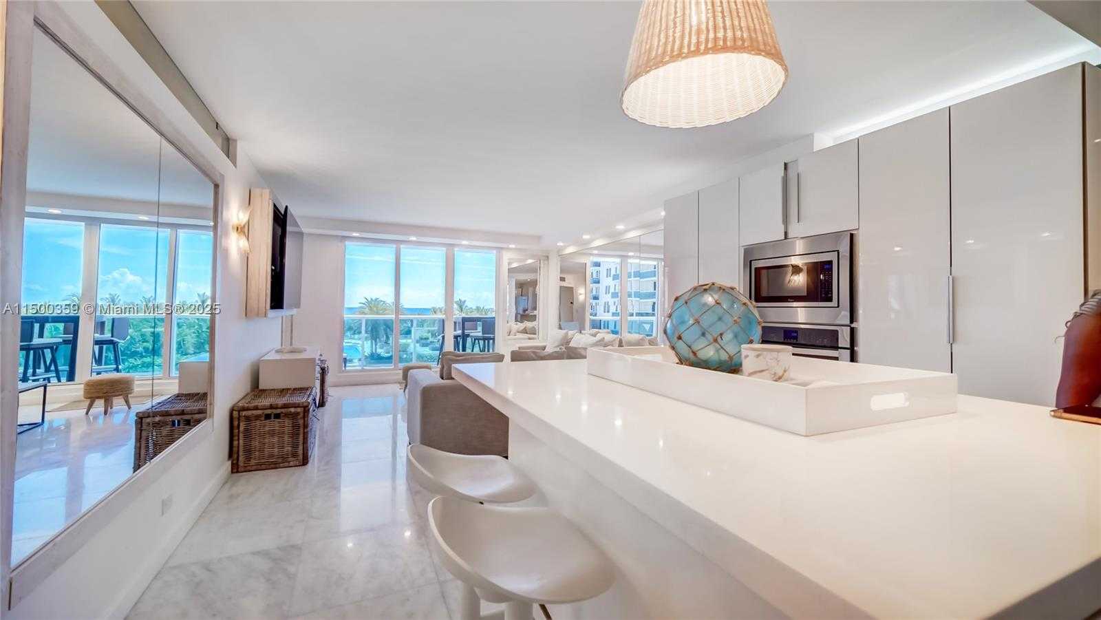 Small Image of 2301 COLLINS AVE #439, Miami Beach Number 3