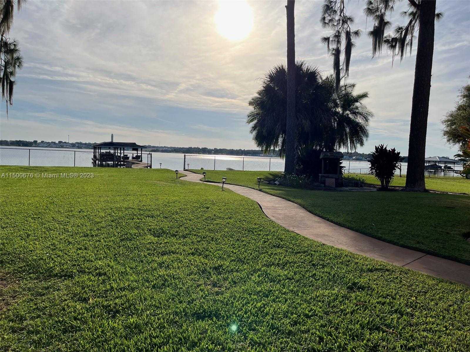 Small Image of 1608 LAKE CLAY DRIVE, Lake Placid Number 14
