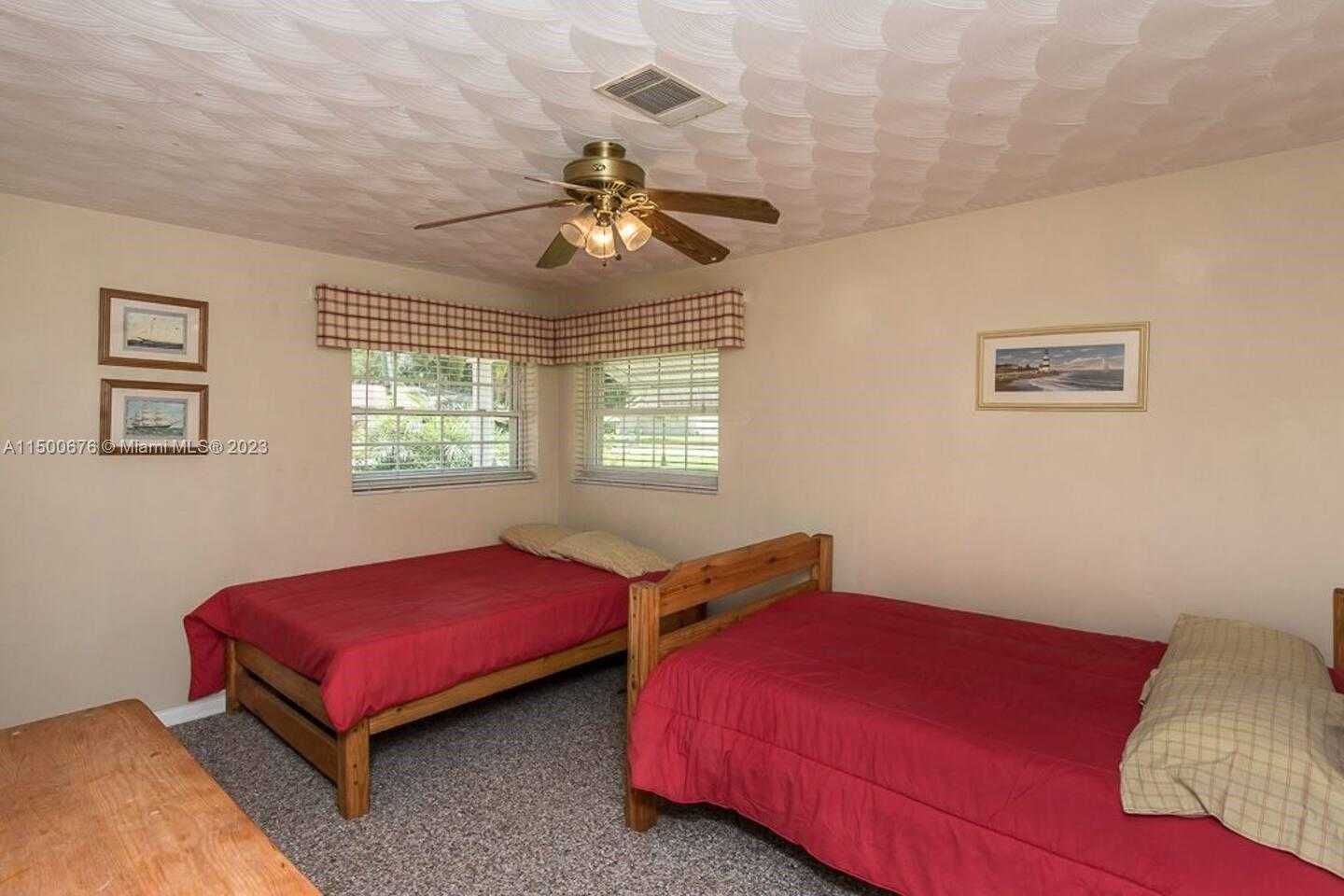 Small Image of 1608 LAKE CLAY DRIVE, Lake Placid Number 16