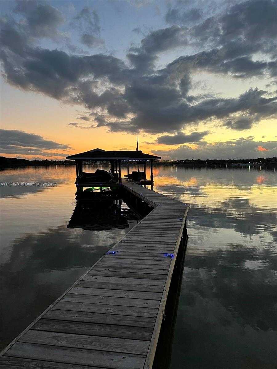 Small Image of 1608 LAKE CLAY DRIVE, Lake Placid Number 17