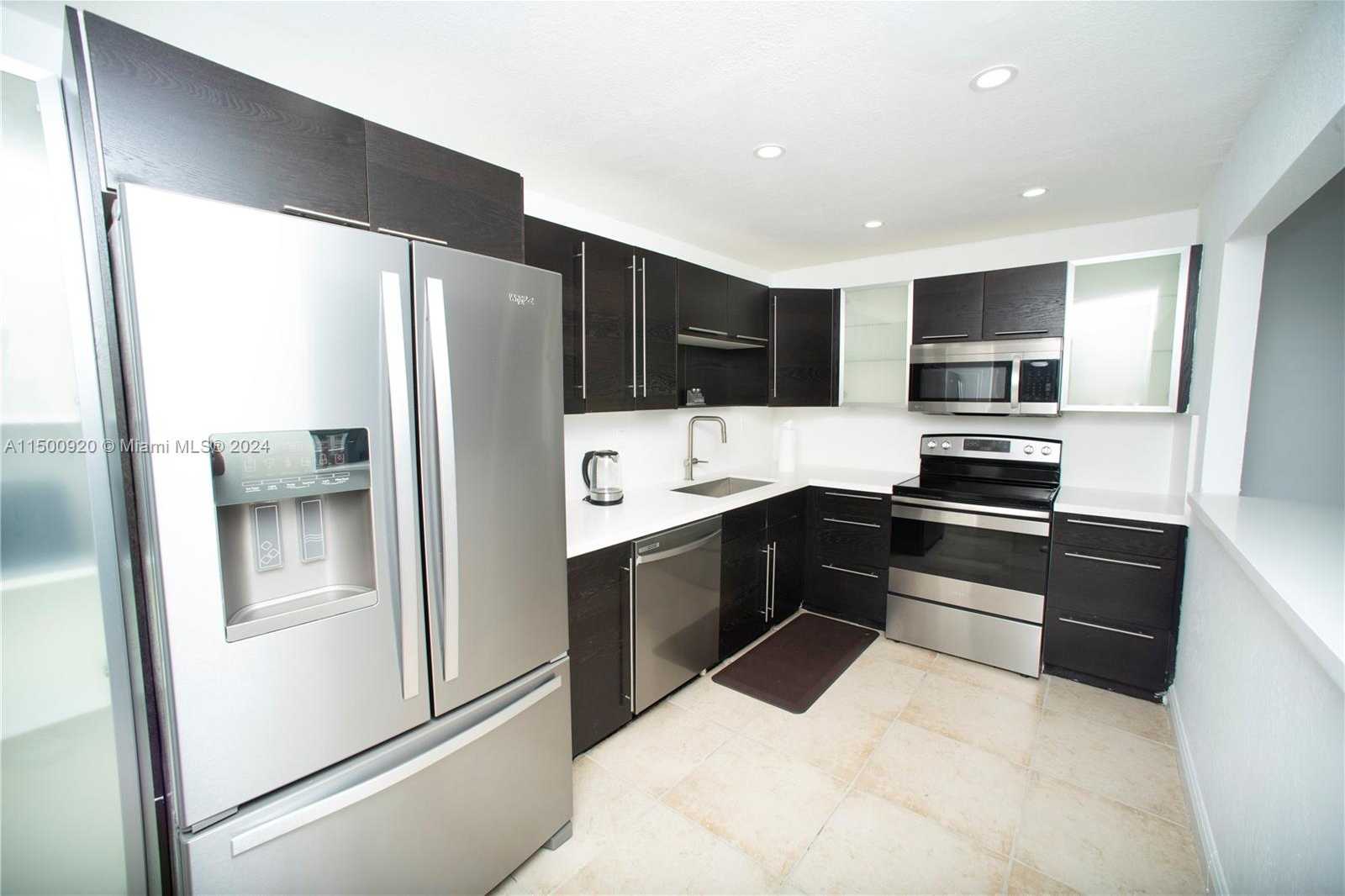 Small Image of 19370 COLLINS AVE #1601, Sunny Isles Beach Number 11