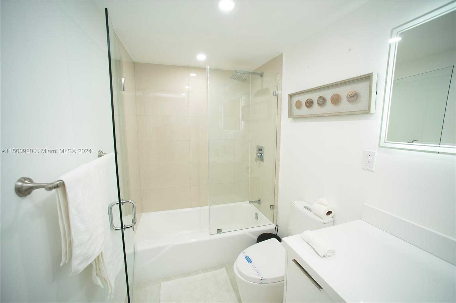 Small Image of 19370 COLLINS AVE #1601, Sunny Isles Beach Number 19