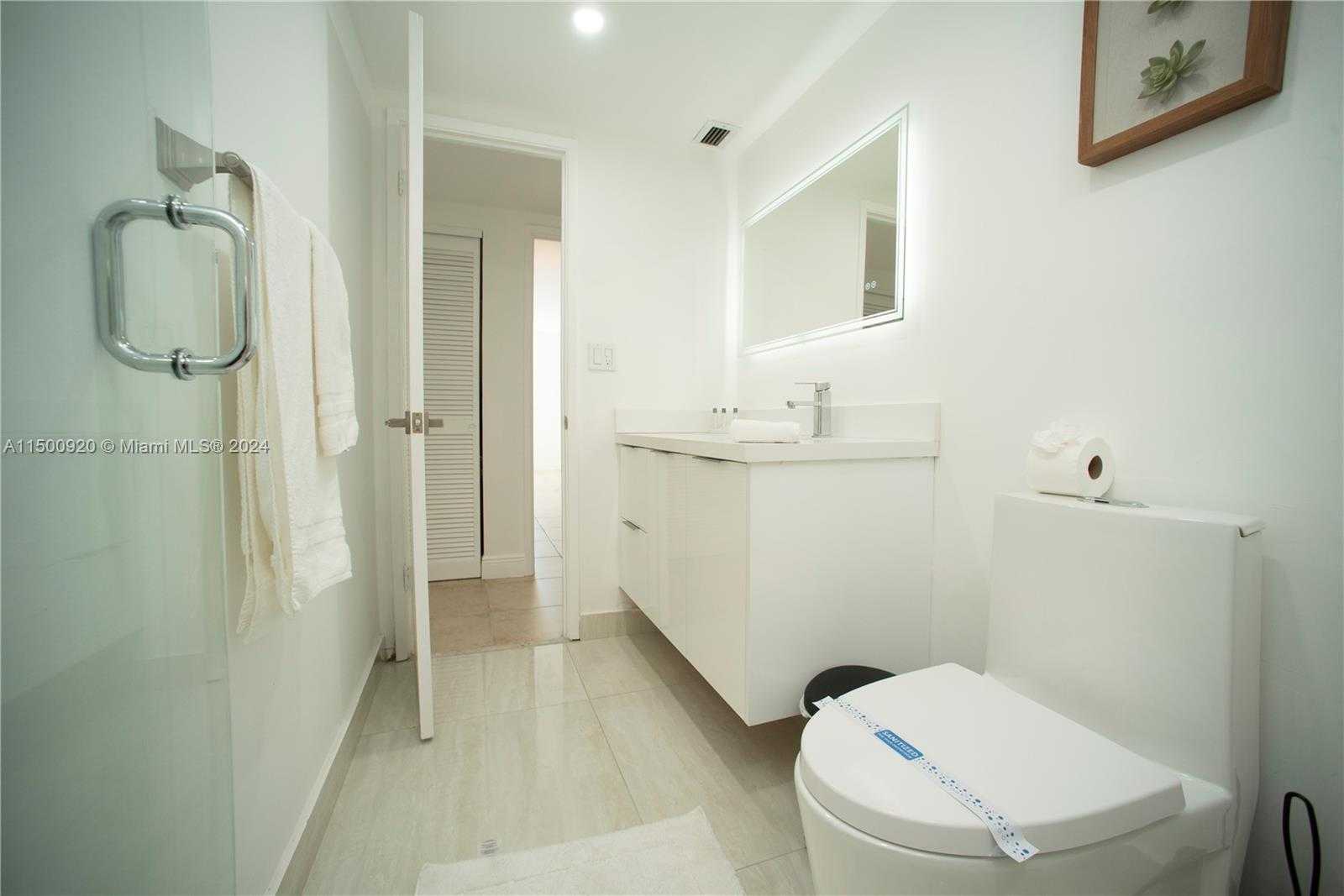 Small Image of 19370 COLLINS AVE #1601, Sunny Isles Beach Number 22