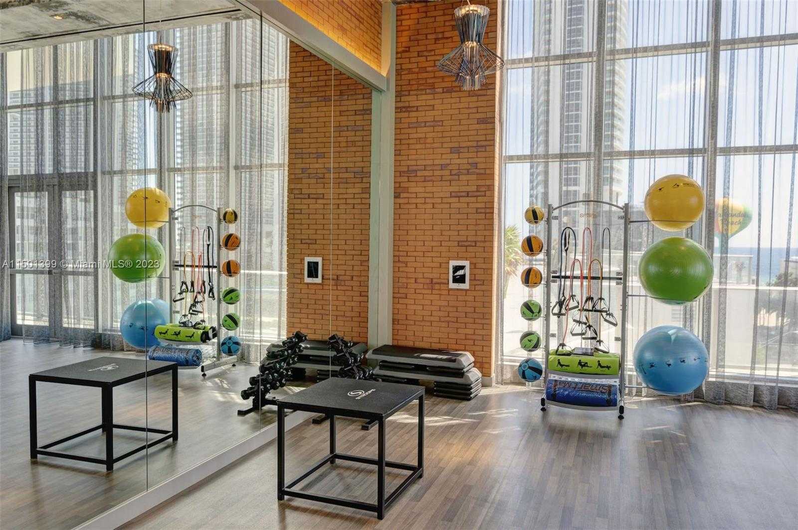 Small Image of 4010 SOUTH OCEAN DR #R2106, Hollywood Number 25