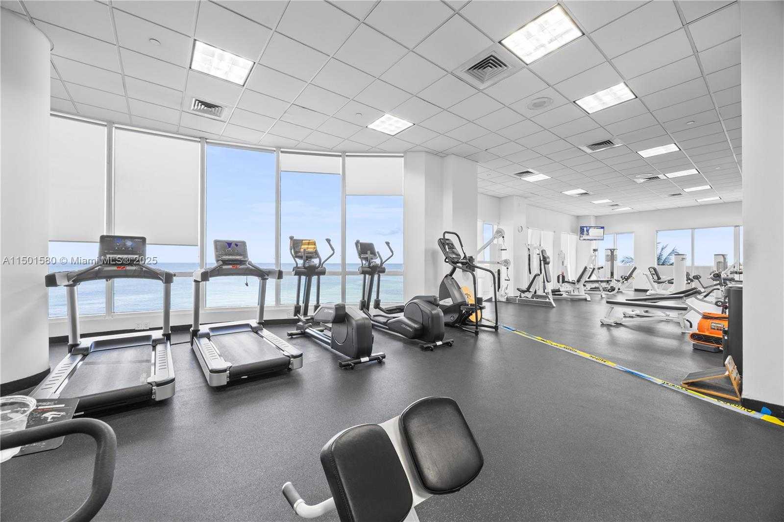Small Image of 6365 COLLINS AVE #4106, Miami Beach Number 30