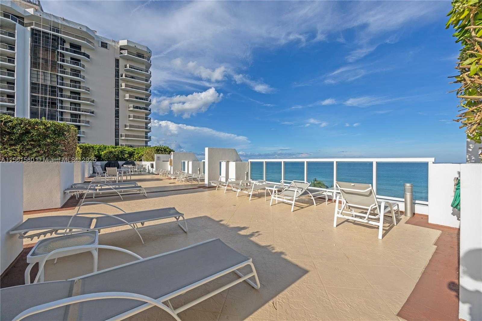Small Image of 6365 COLLINS AVE #4106, Miami Beach Number 35