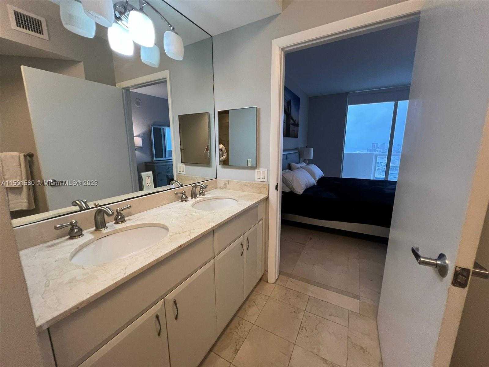 Small Image of 6365 COLLINS AVE #4106, Miami Beach Number 9