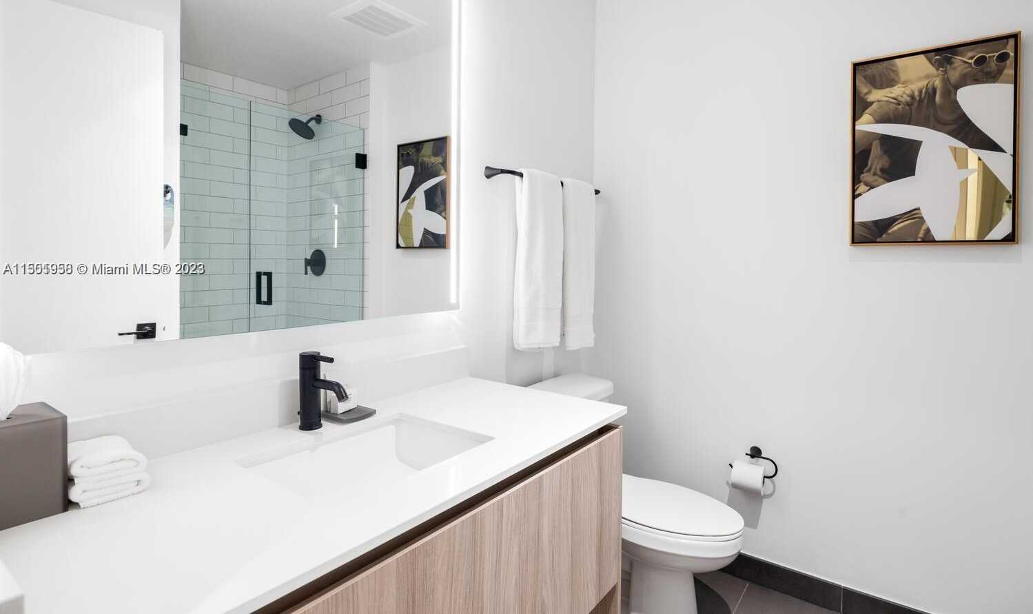 Small Image of 398 NORTH EAST 5TH ST #1417, Miami Number 3