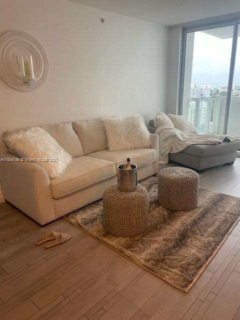 Small Image of 1100 WEST AVE #1427, Miami Beach Number 19