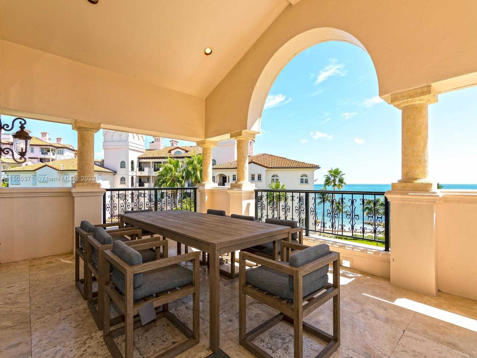 Small Image of 19251 FISHER ISLAND DRIVE #19251, Fisher Island Number 18