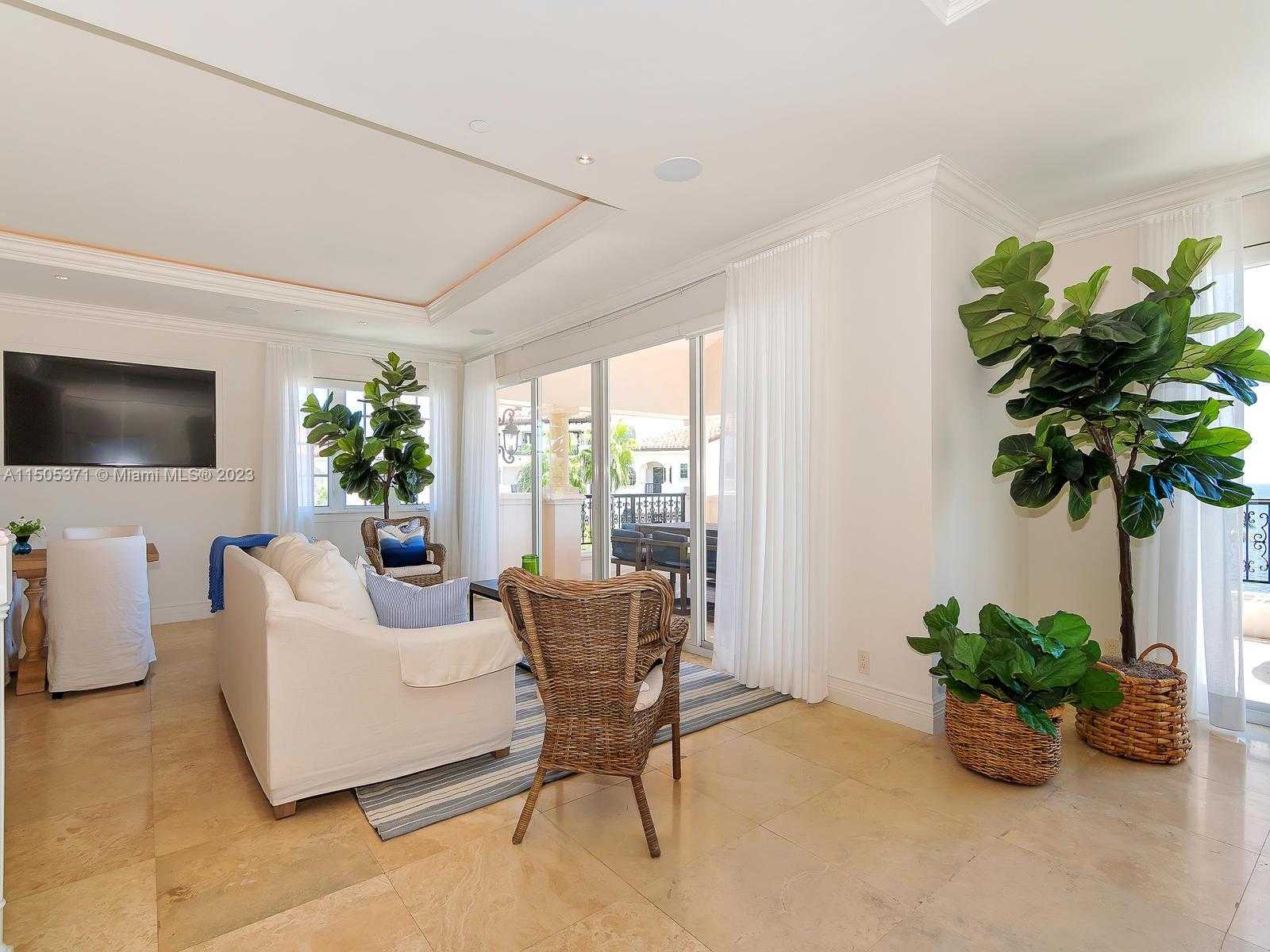 Small Image of 19251 FISHER ISLAND DRIVE #19251, Fisher Island Number 2
