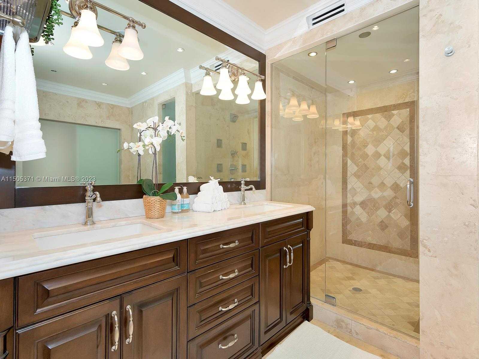 Small Image of 19251 FISHER ISLAND DRIVE #19251, Fisher Island Number 33