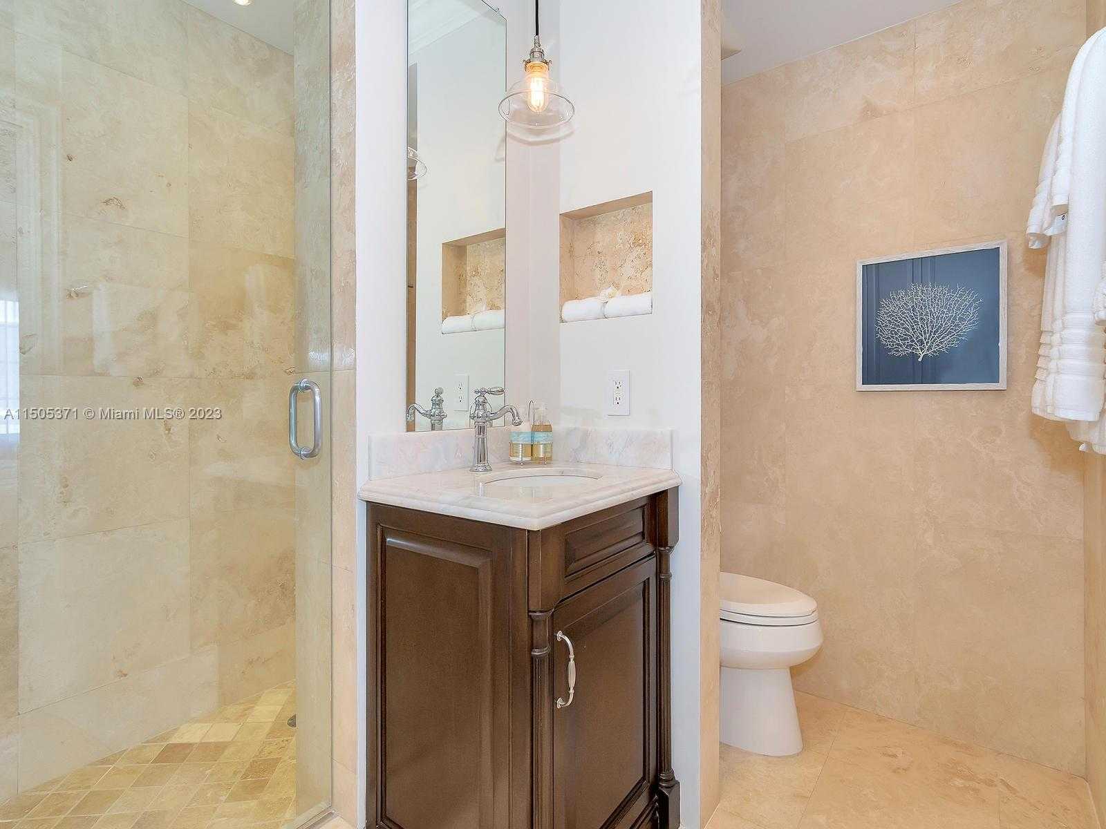 Small Image of 19251 FISHER ISLAND DRIVE #19251, Fisher Island Number 47