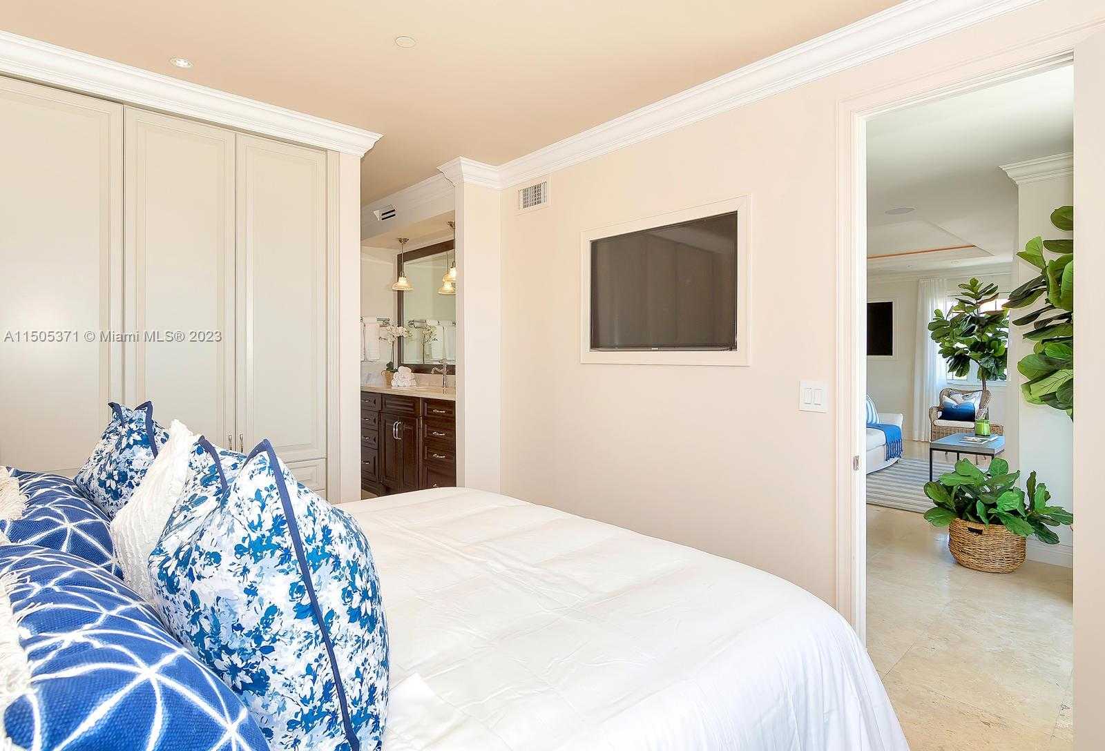 Small Image of 19251 FISHER ISLAND DRIVE #19251, Fisher Island Number 52