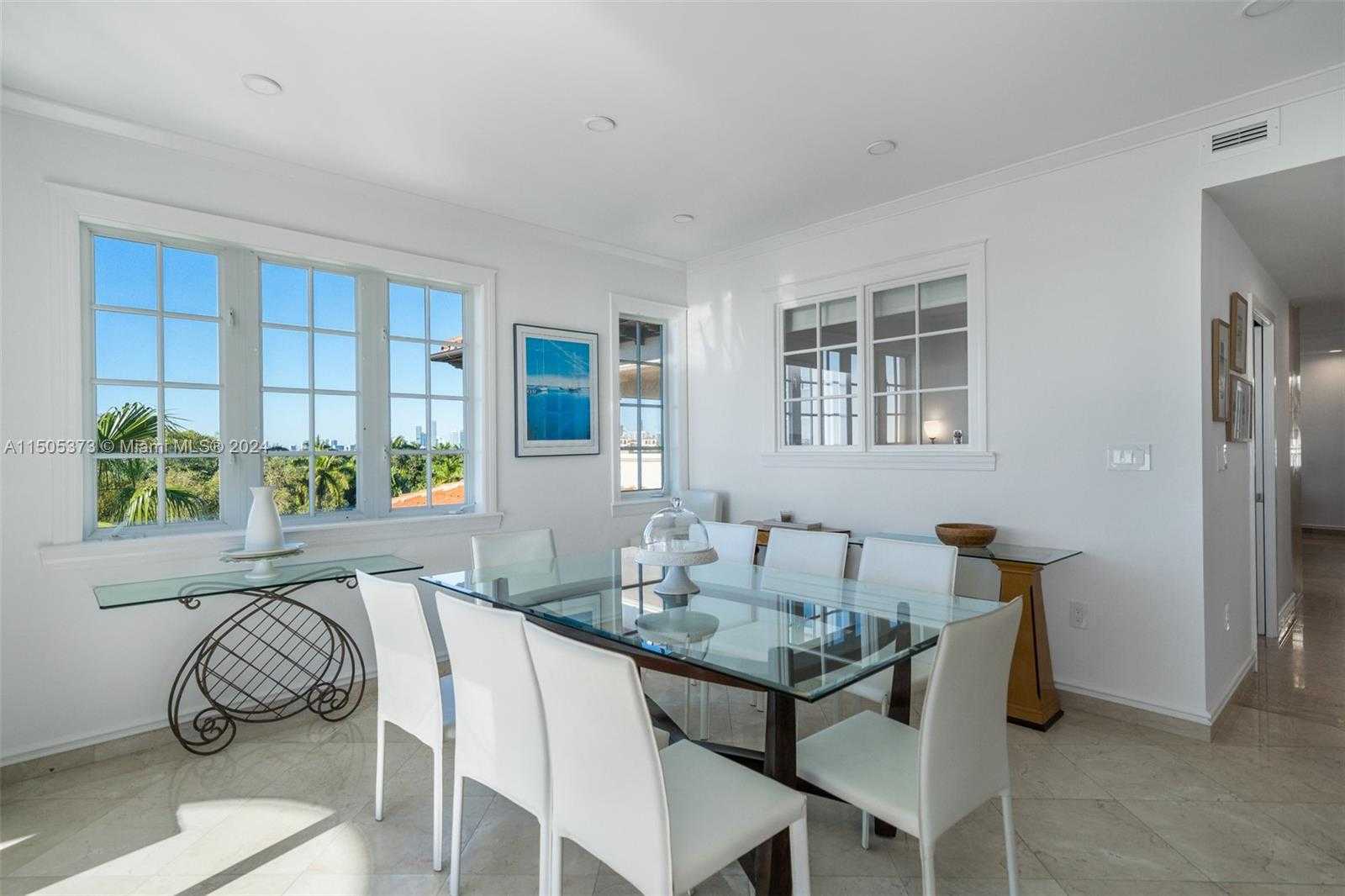 Small Image of 19153 #19153, Miami Beach Number 11