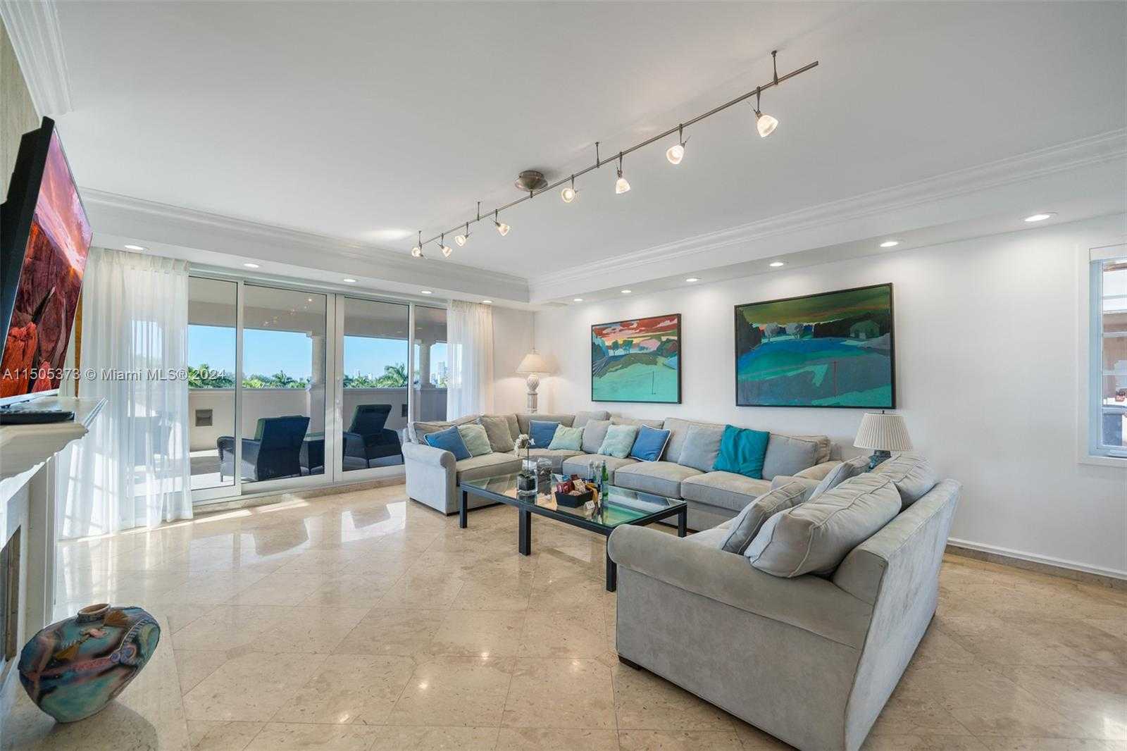 Small Image of 19153 #19153, Miami Beach Number 25