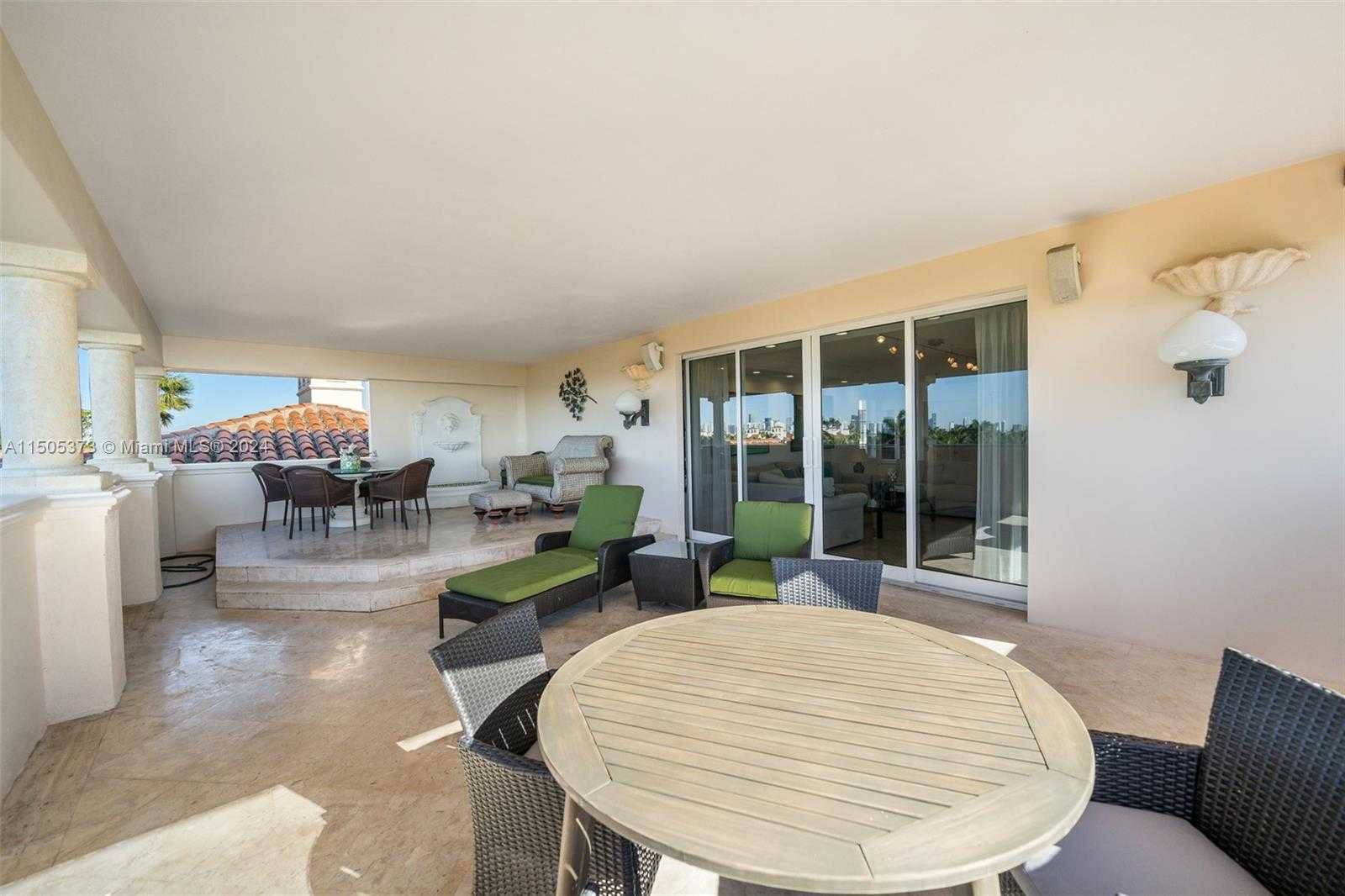 Small Image of 19153 #19153, Miami Beach Number 37