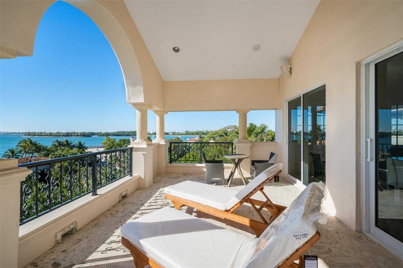 Small Image of 19153 #19153, Miami Beach Number 4