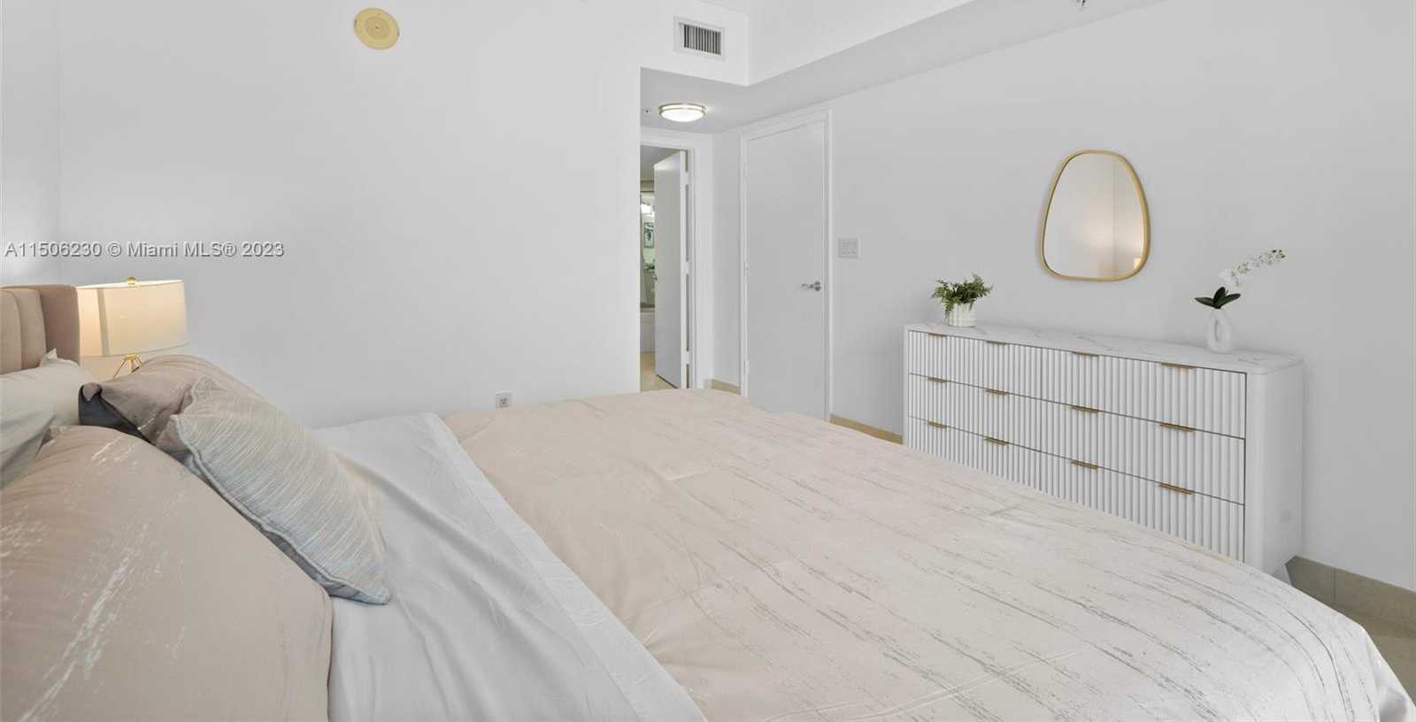 Small Image of 16699 COLLINS AVE #1710, Sunny Isles Beach Number 11