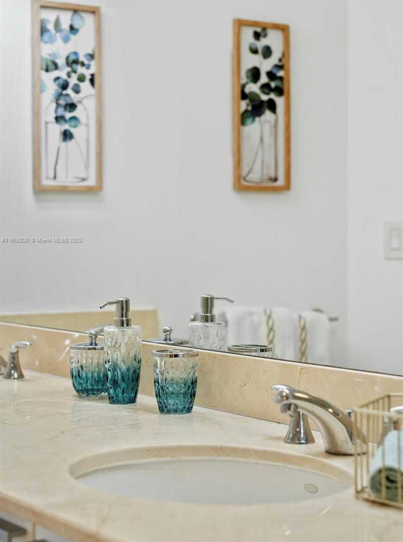Small Image of 16699 COLLINS AVE #1710, Sunny Isles Beach Number 12