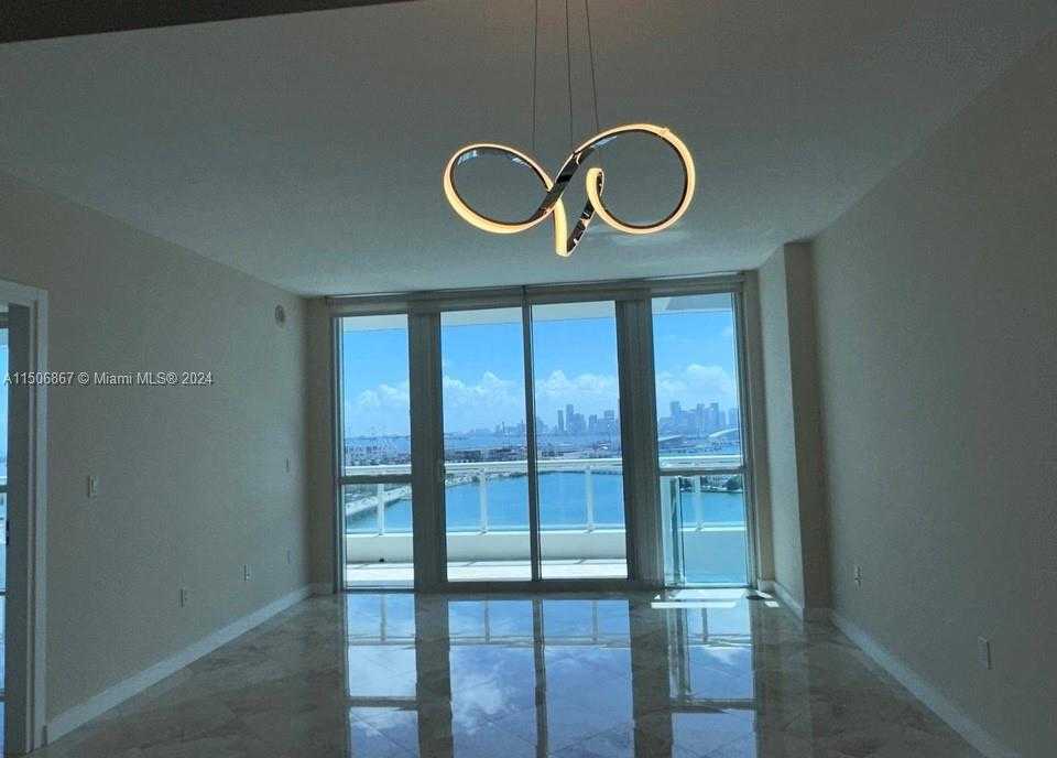 Small Image of 540 #2212, Miami Beach Number 4