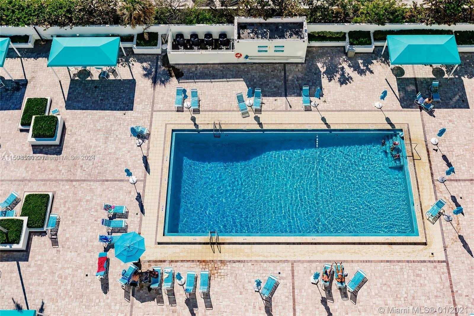 Small Image of 3725 S Ocean Dr, Hollywood, FL 33019, USA Number 16