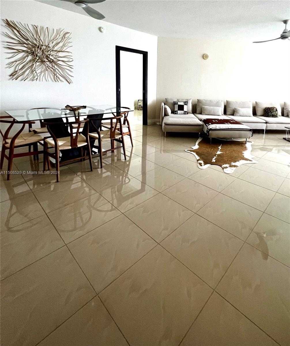 Small Image of 16699 COLLINS AVE #3906, Sunny Isles Beach Number 5