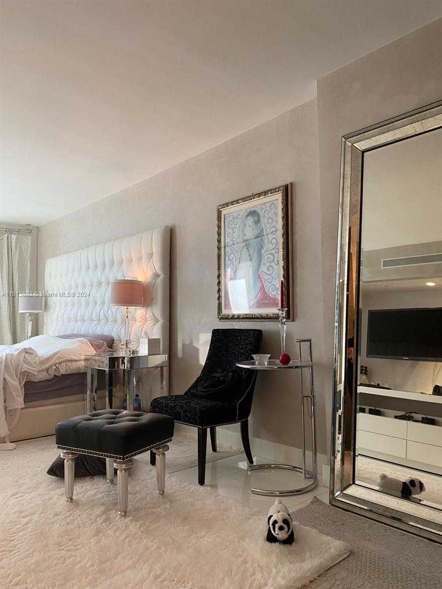 Small Image of 2301 COLLINS AVE #1507, Miami Beach Number 10