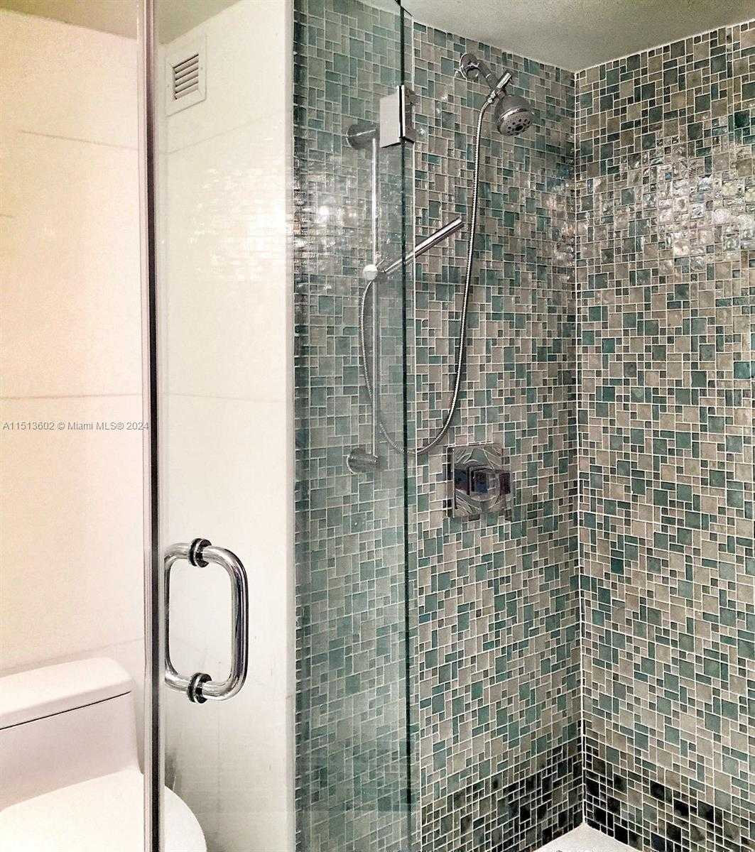 Small Image of 2301 COLLINS AVE #1507, Miami Beach Number 18