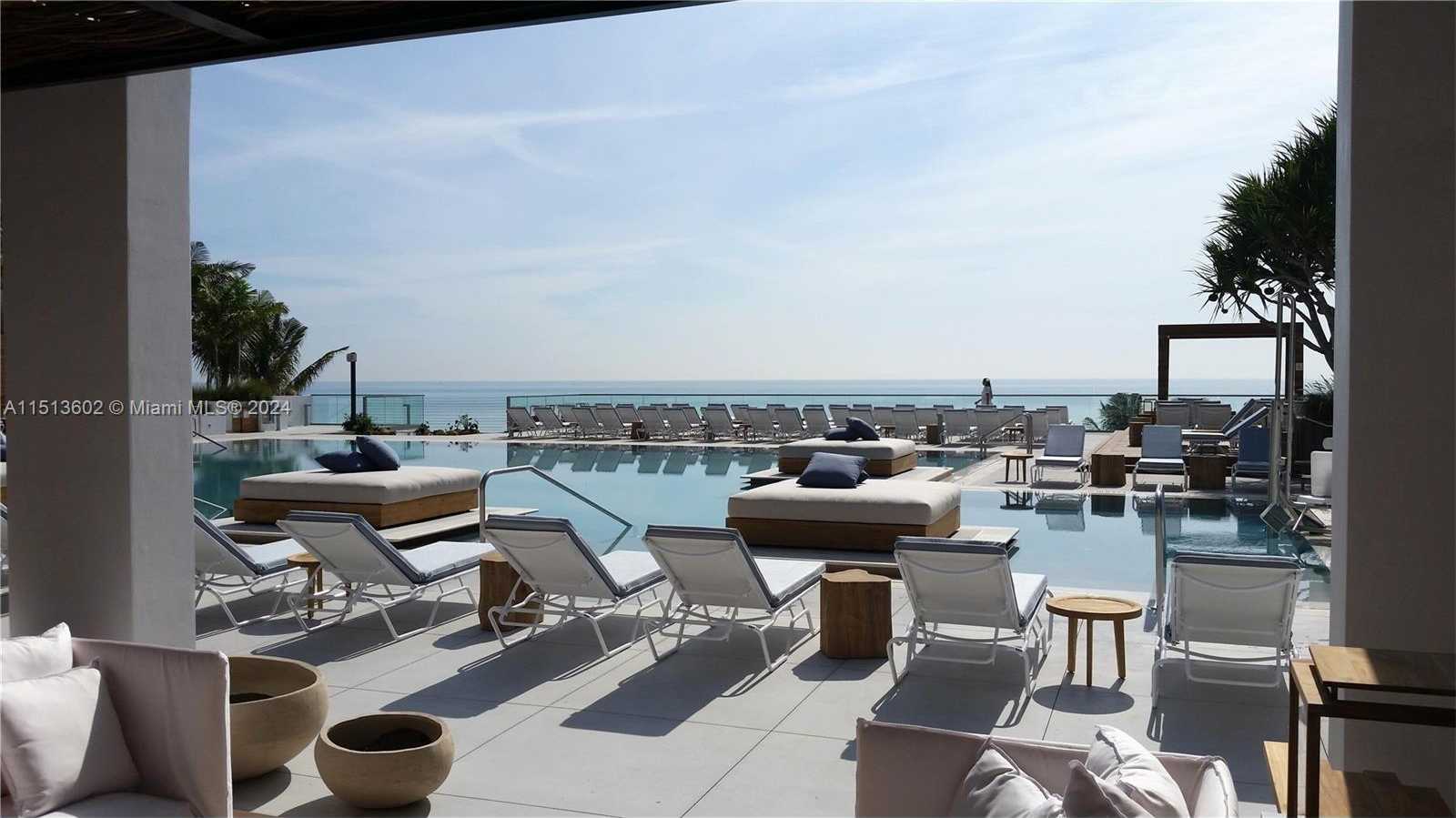 Small Image of 2301 COLLINS AVE #1507, Miami Beach Number 35