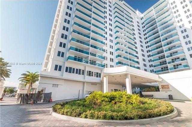 Small Image of 2301 COLLINS AVE #1507, Miami Beach Number 37
