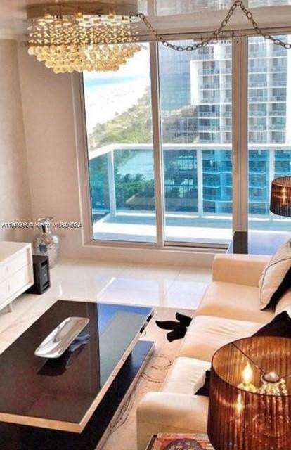 Small Image of 2301 COLLINS AVE #1507, Miami Beach Number 4