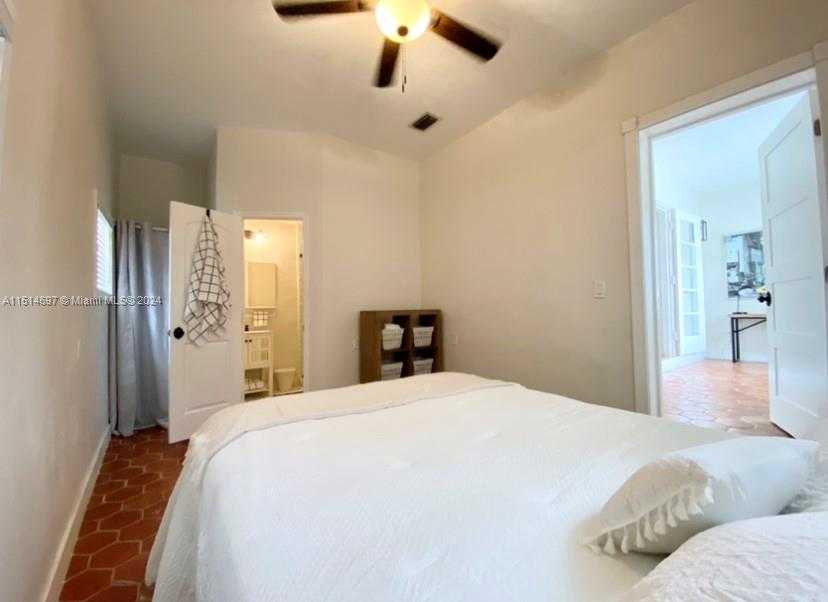 Small Image of 4619 SOUTH WEST 10TH ST #., Miami Number 10