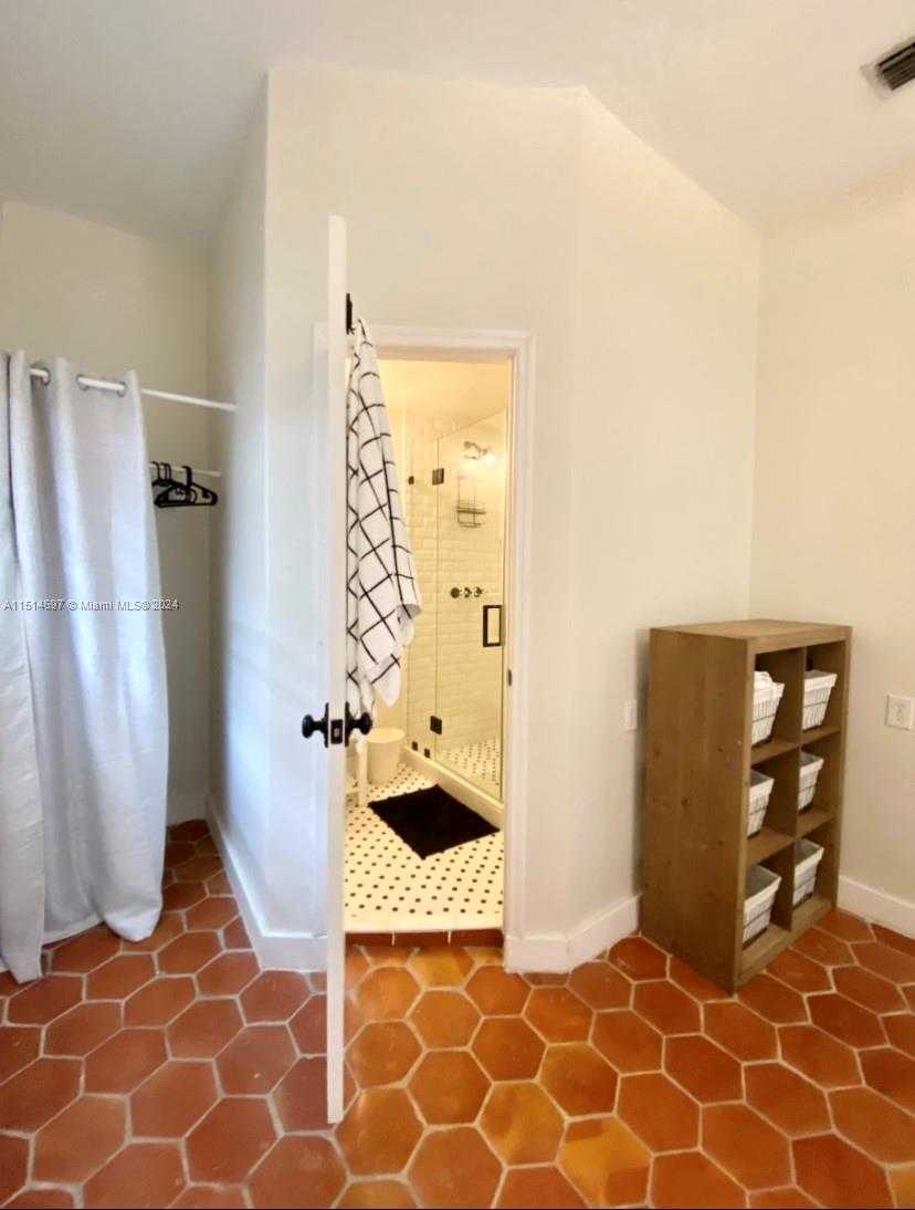 Small Image of 4619 SOUTH WEST 10TH ST #., Miami Number 12
