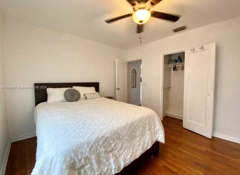 Small Image of 4619 SOUTH WEST 10TH ST #., Miami Number 19