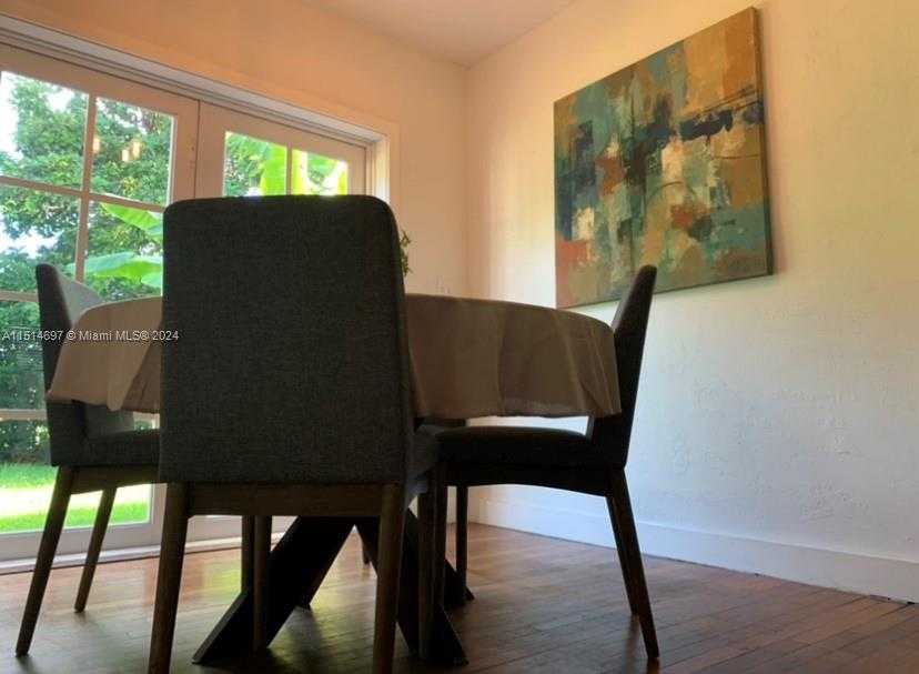 Small Image of 4619 SOUTH WEST 10TH ST #., Miami Number 3