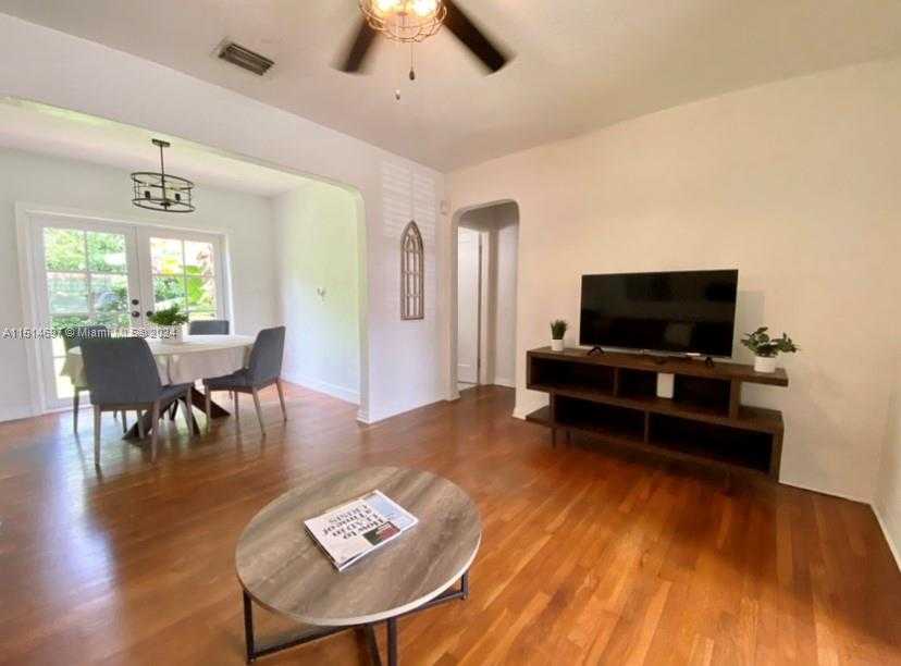 Small Image of 4619 SOUTH WEST 10TH ST #., Miami Number 6