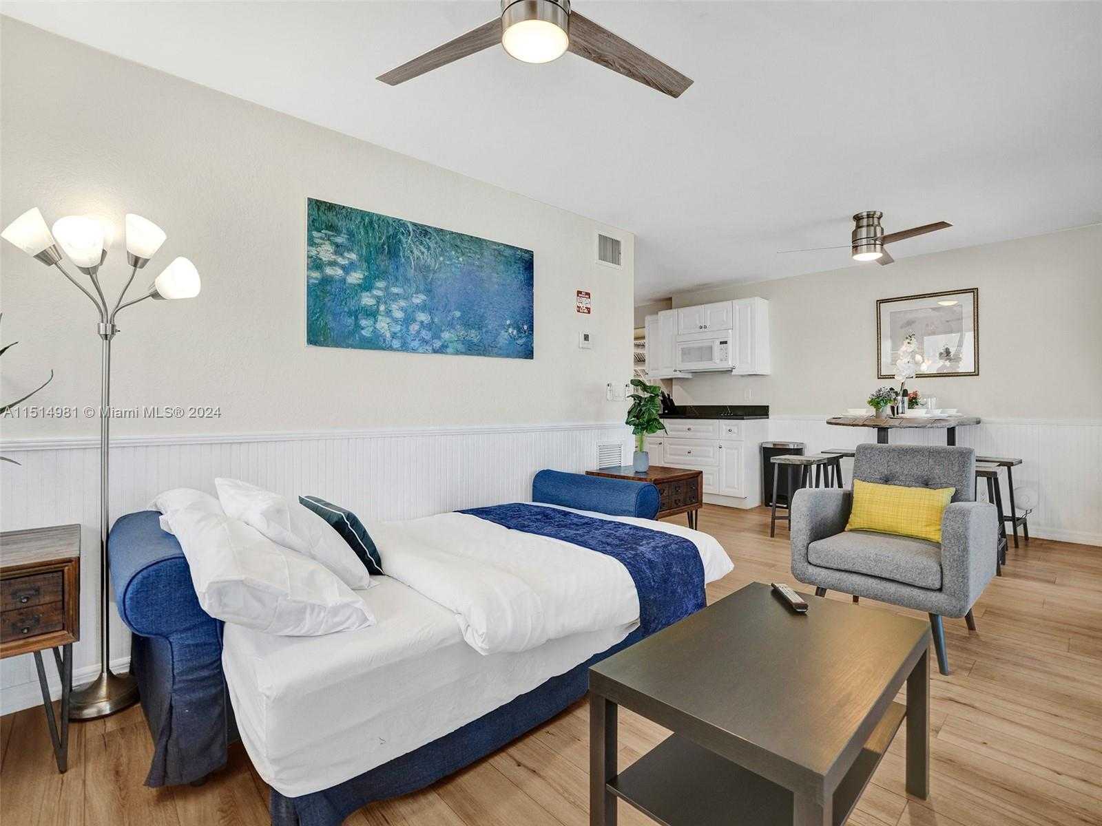 Small Image of 900 NORTH SURF RD #2, Hollywood Number 10