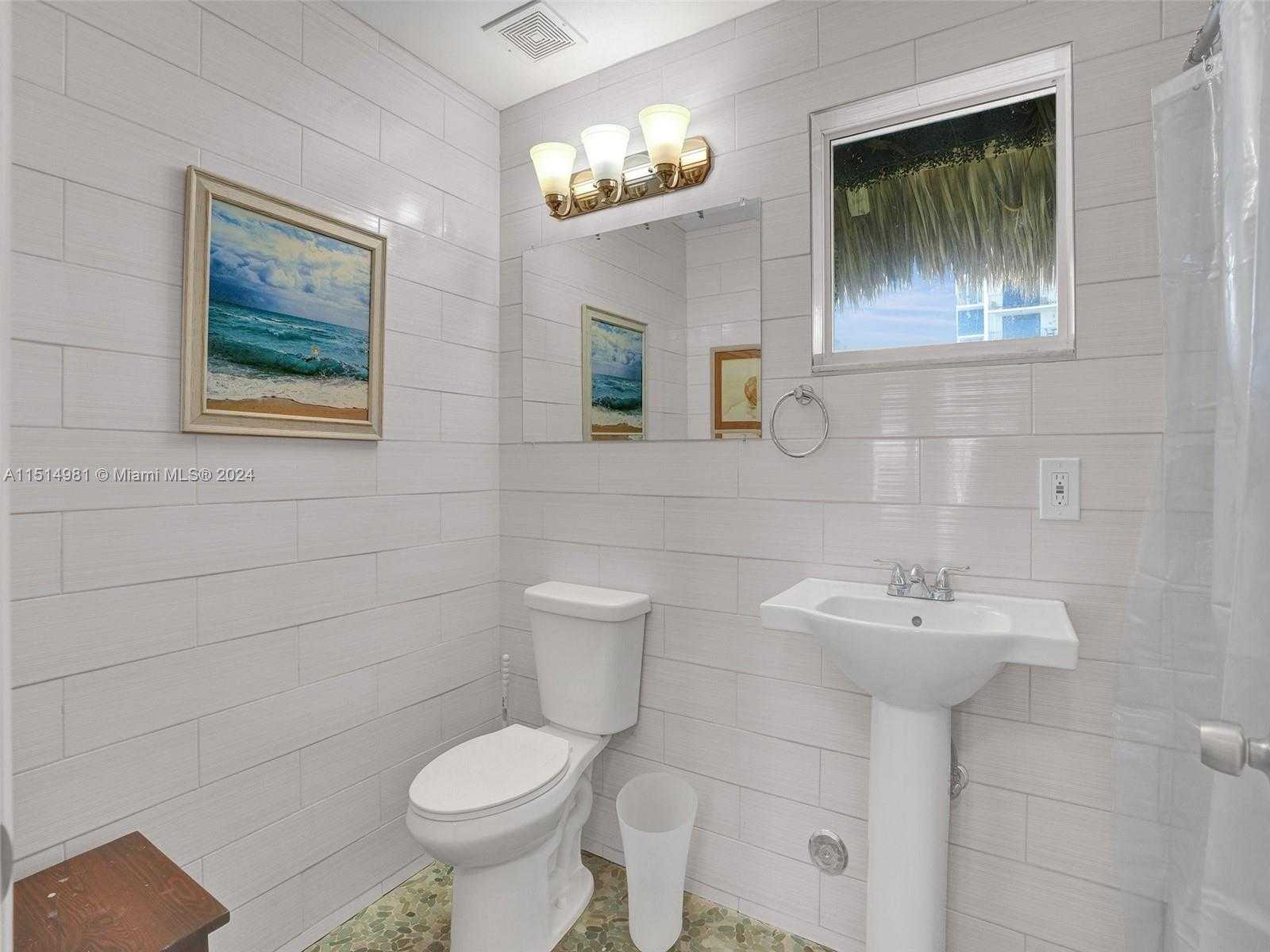 Small Image of 900 NORTH SURF RD #2, Hollywood Number 16