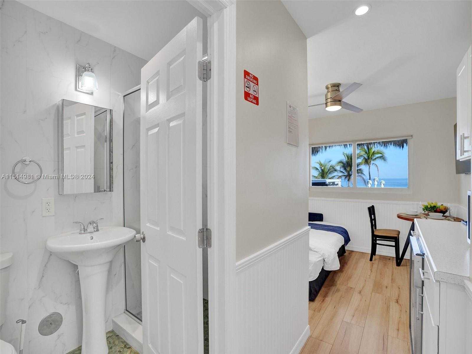 Small Image of 900 NORTH SURF RD #2, Hollywood Number 31