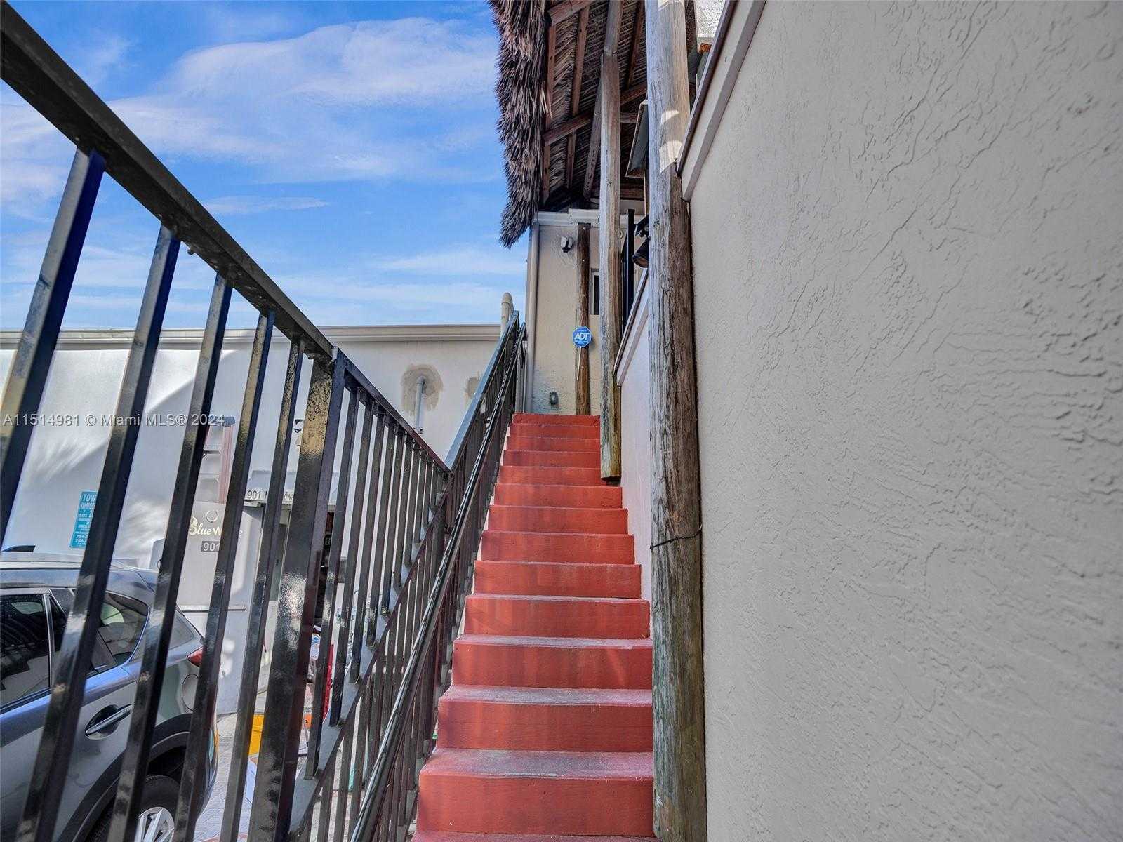 Small Image of 900 NORTH SURF RD #2, Hollywood Number 49