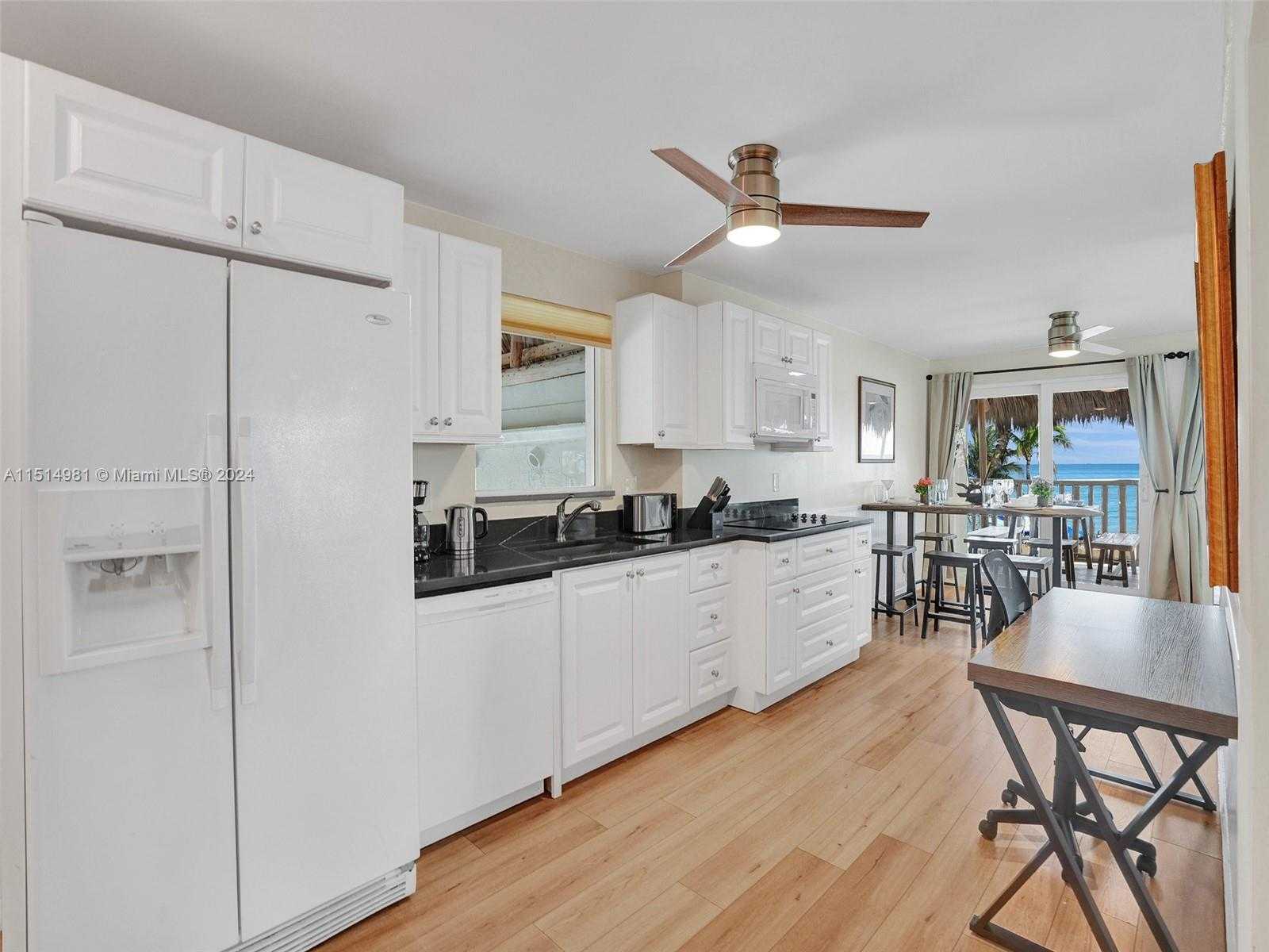 Small Image of 900 NORTH SURF RD #2, Hollywood Number 6