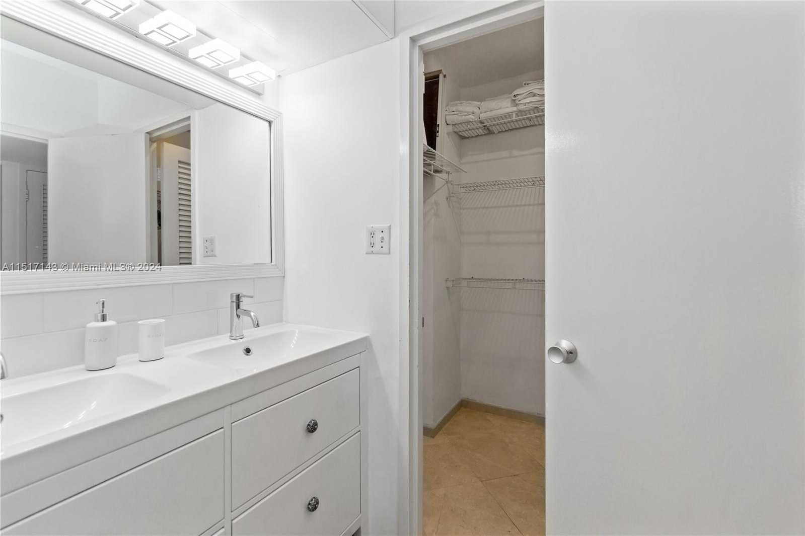 Small Image of 100 LINCOLN RD #312, Miami Beach Number 11