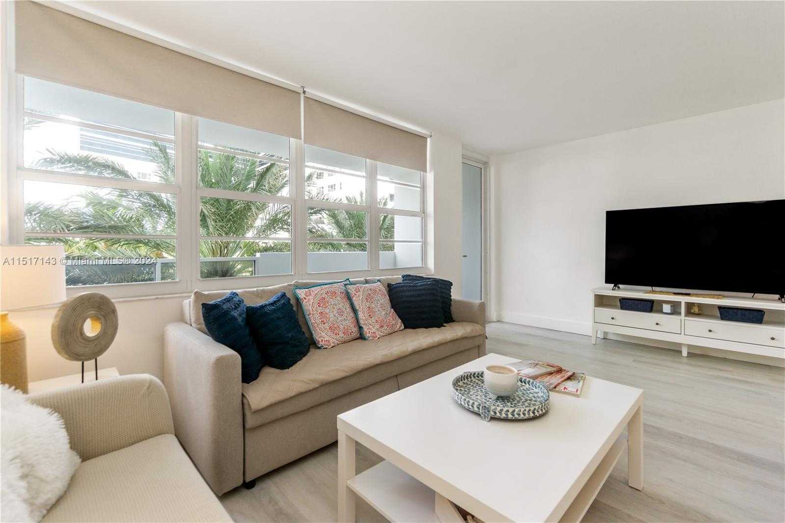 Small Image of 100 LINCOLN RD #312, Miami Beach Number 3
