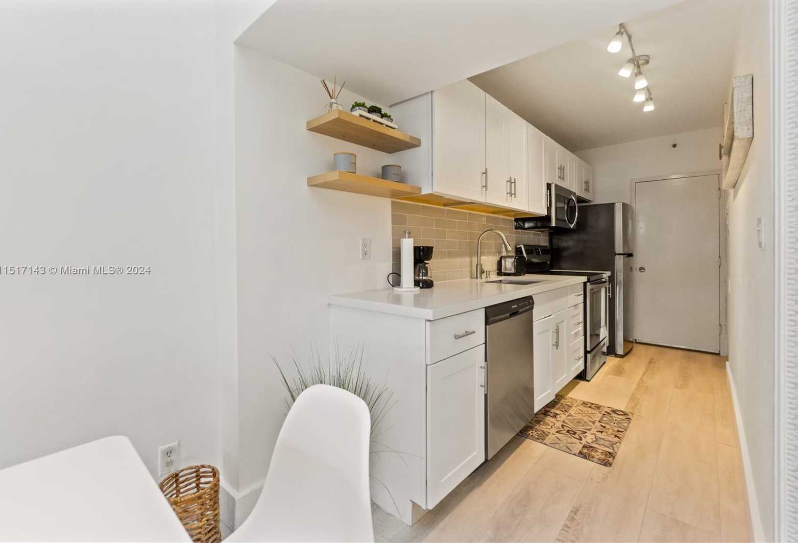 Small Image of 100 LINCOLN RD #312, Miami Beach Number 7